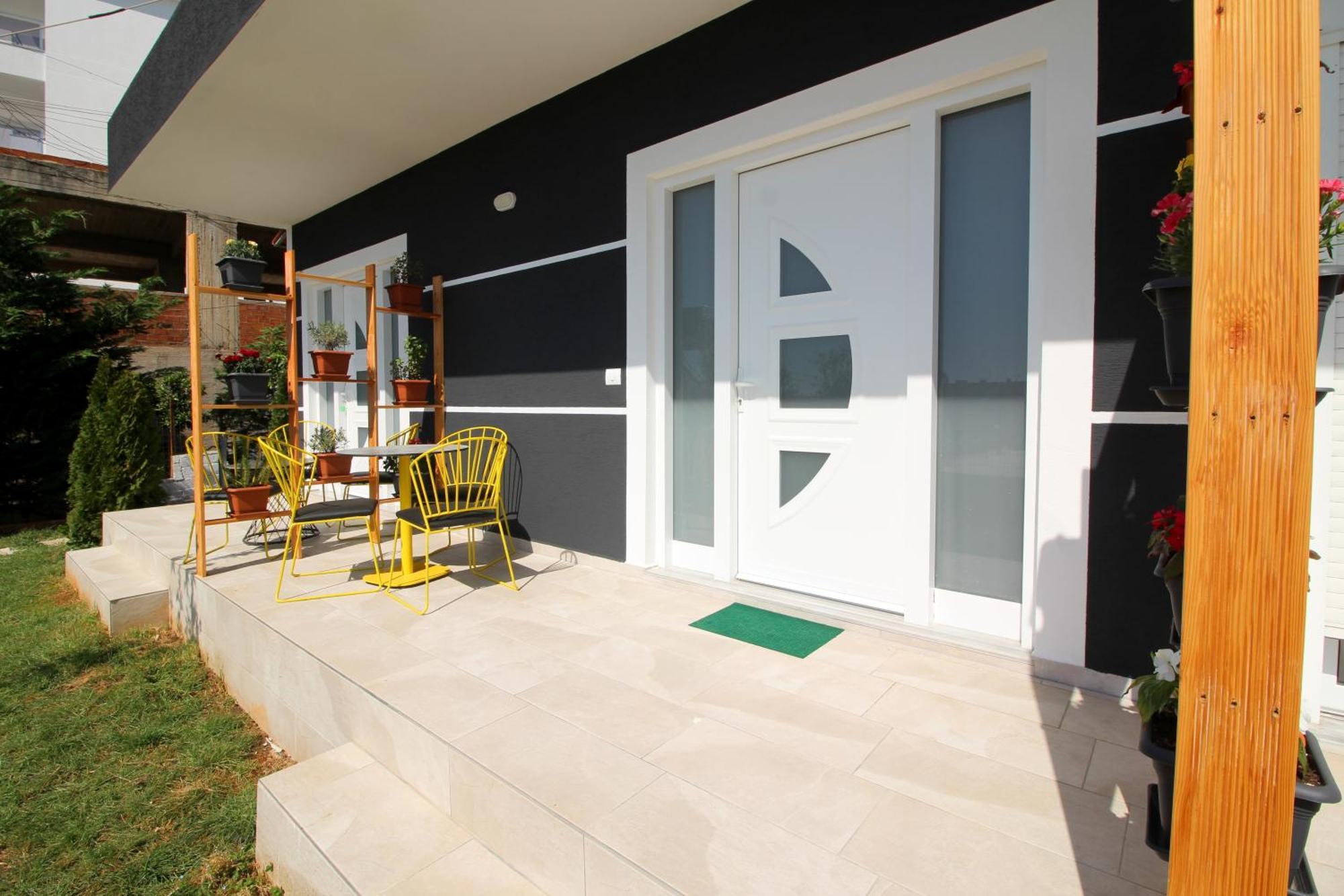 Alis Apartments Sarandë Exterior foto